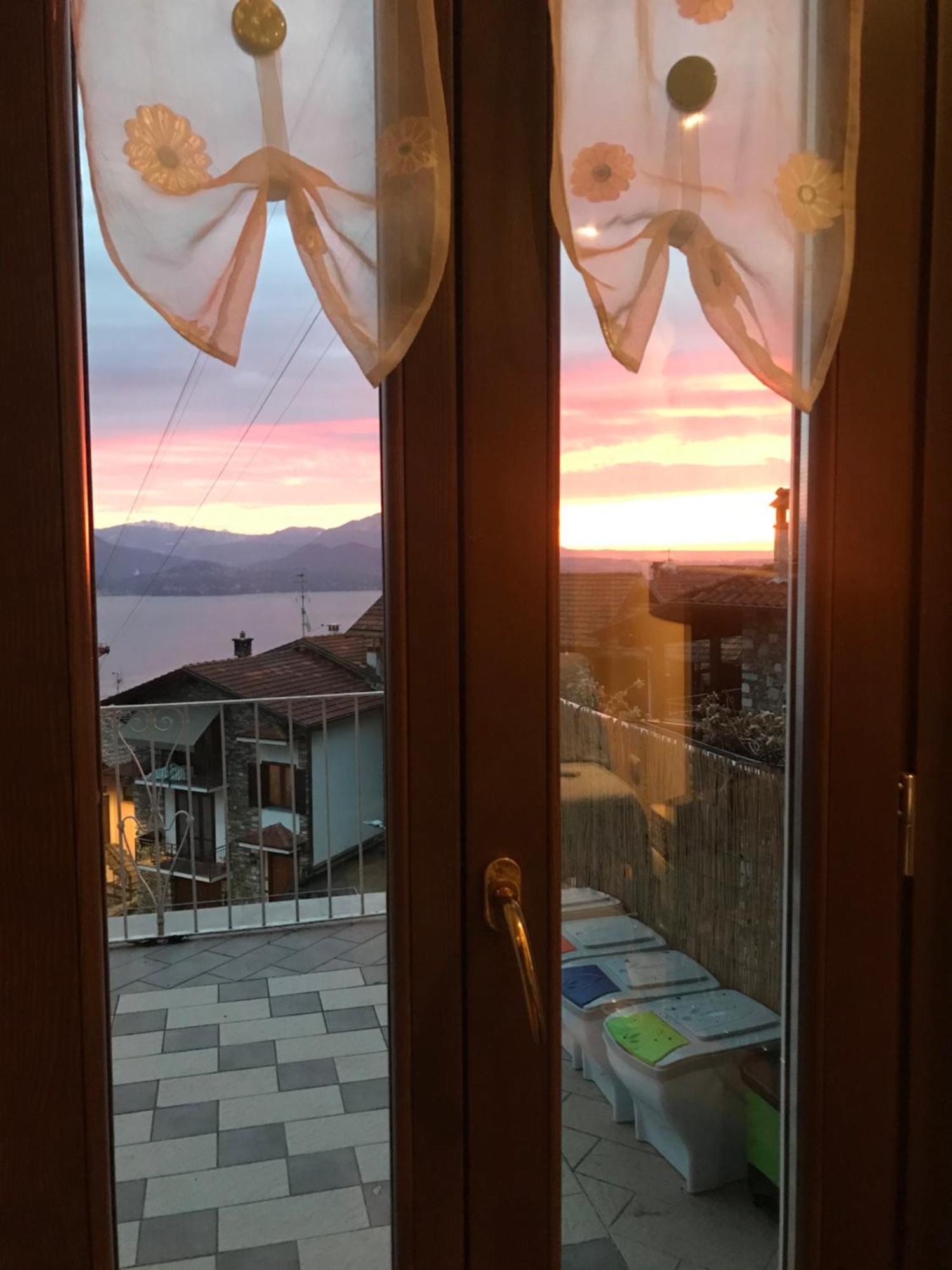 Appartamento Villagio - Terrazzo Stresa Luaran gambar